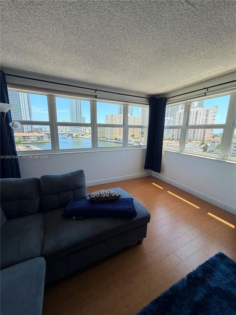 111 Golden Isles Dr, Unit F10, Hallandale Beach, FL 33009 Photo