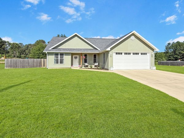1141 Sheila Ann Drive, Carthage, MO 64836