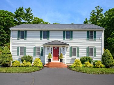 618-620 High Street, Bridgewater, MA 02324