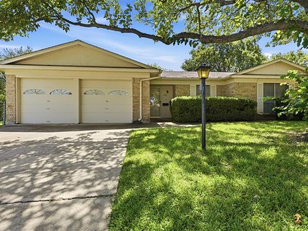 760 Comal Avenue , White Settlement, TX 76108