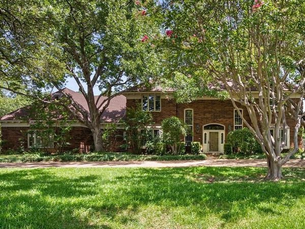 2520 Norwood Drive , Hurst, TX 76054