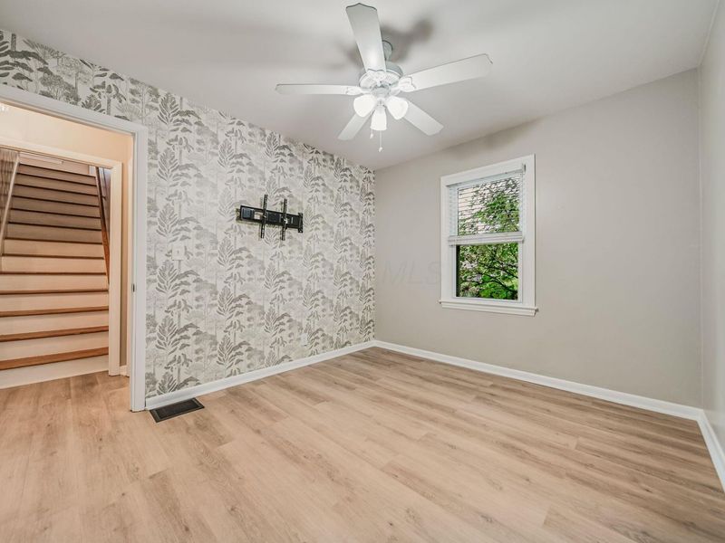 852 E Longview Avenue, Columbus, OH 43224 Photo 33