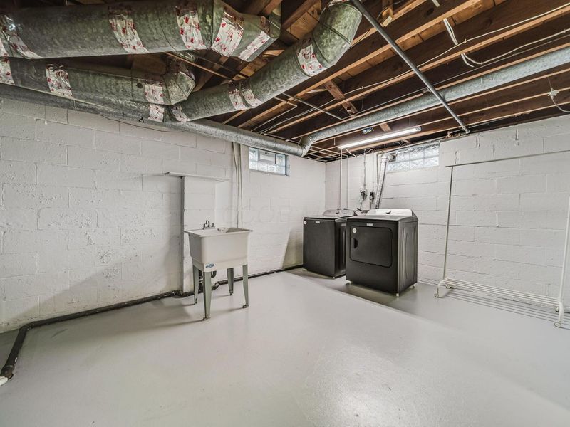 852 E Longview Avenue, Columbus, OH 43224 Photo 45