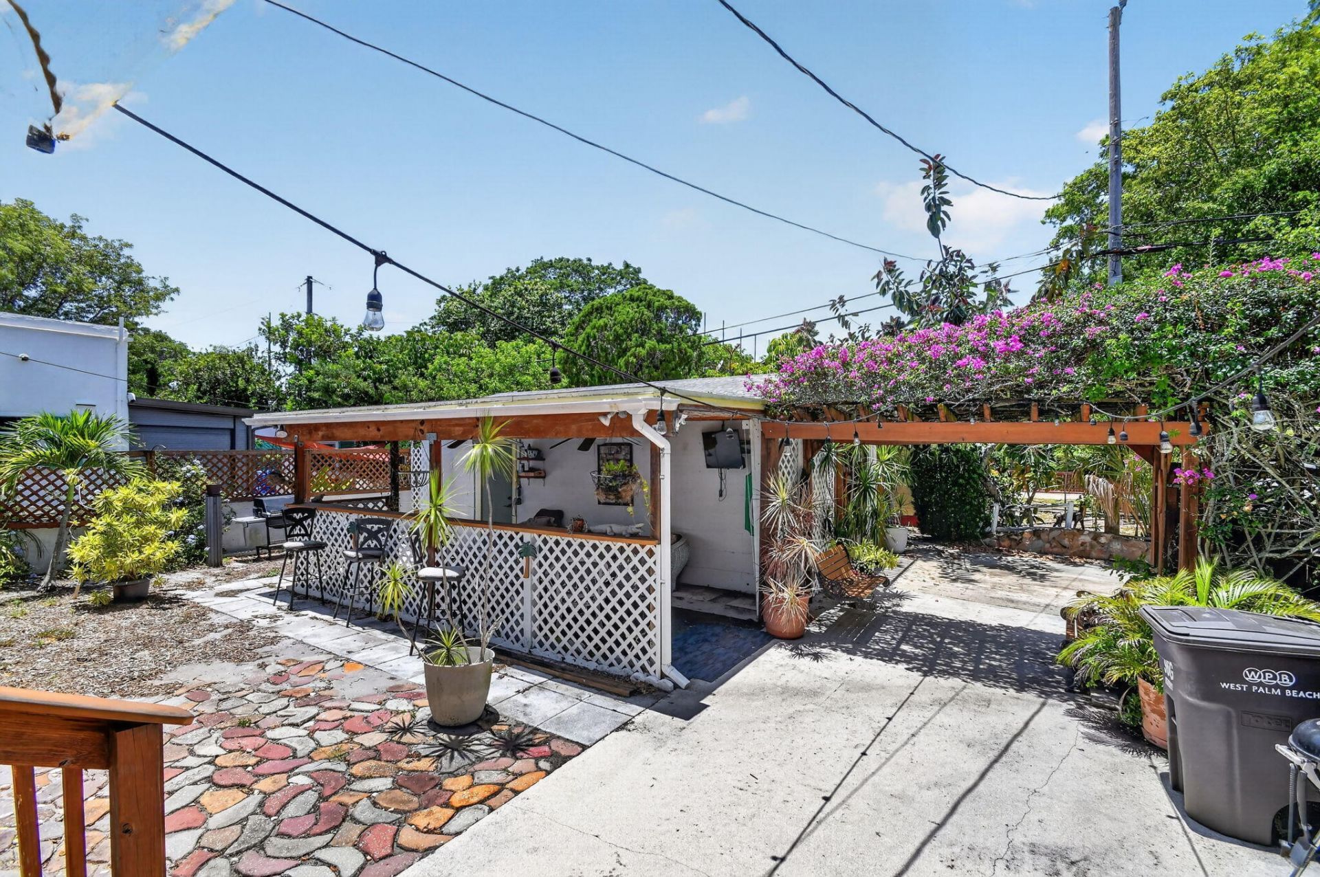 6901 Garden Avenue, West Palm Beach, FL 33405 Photo