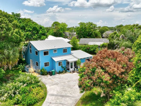 5707 SPRUCE Drive, Fort Pierce, FL 34982