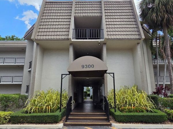 9300 LIME BAY Boulevard, Unit 208, Tamarac, FL 33321
