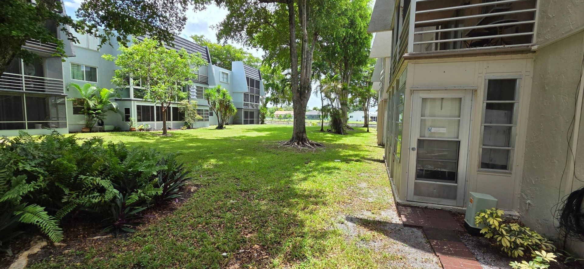 9300 Lime Bay Boulevard, Unit 208, Tamarac, FL 33321 Photo