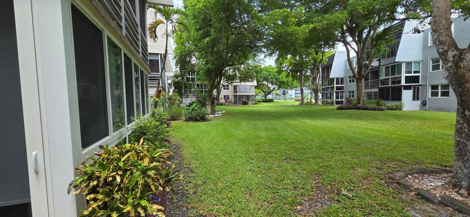 9300 Lime Bay Boulevard, Unit 208, Tamarac, FL 33321 Photo