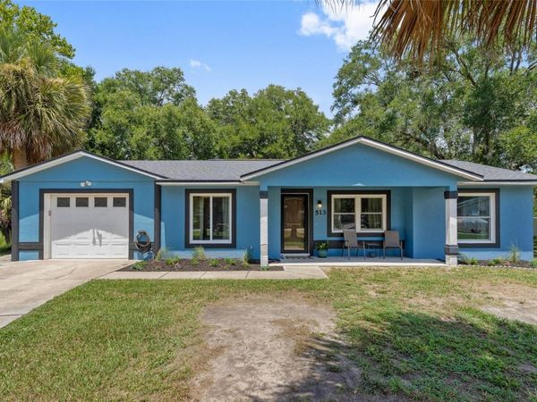 513 DOROTHY CIRCLE , EUSTIS, FL 32726