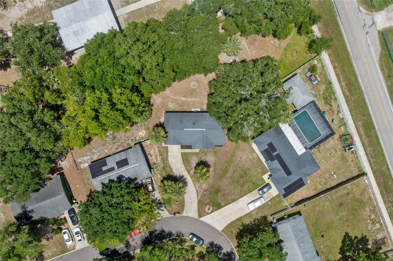 513 Dorothy Circle , Eustis, FL 32726 Photo