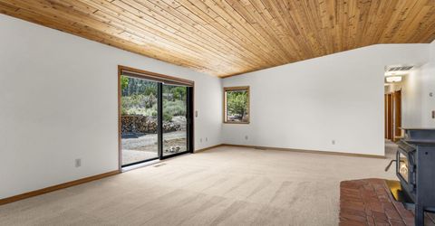 1151 Cary Creek Court, Gardnerville, NV 89460 Photo