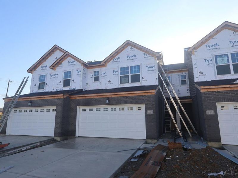 7232 Grandpoint Drive, Unit 49, West Chester, OH 45040 Photo 2