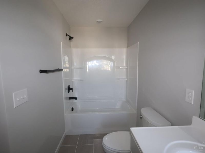 7232 Grandpoint Drive, Unit 49, West Chester, OH 45040 Photo 9
