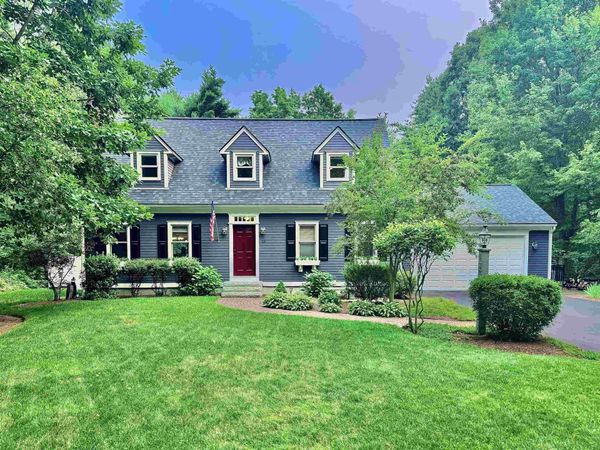 19 Tamarack Lane, Amherst, NH 03031