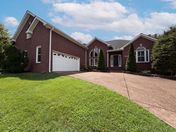 6724 Cold Stream Dr , Nashville, TN 37221