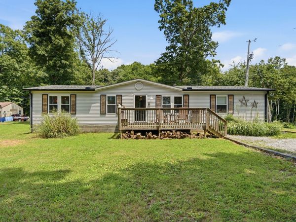 1230 Poplar Ridge Rd, Chapmansboro, TN 37035