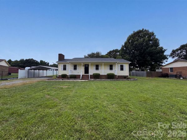 642 Lancer Court NW, Concord, NC 28027