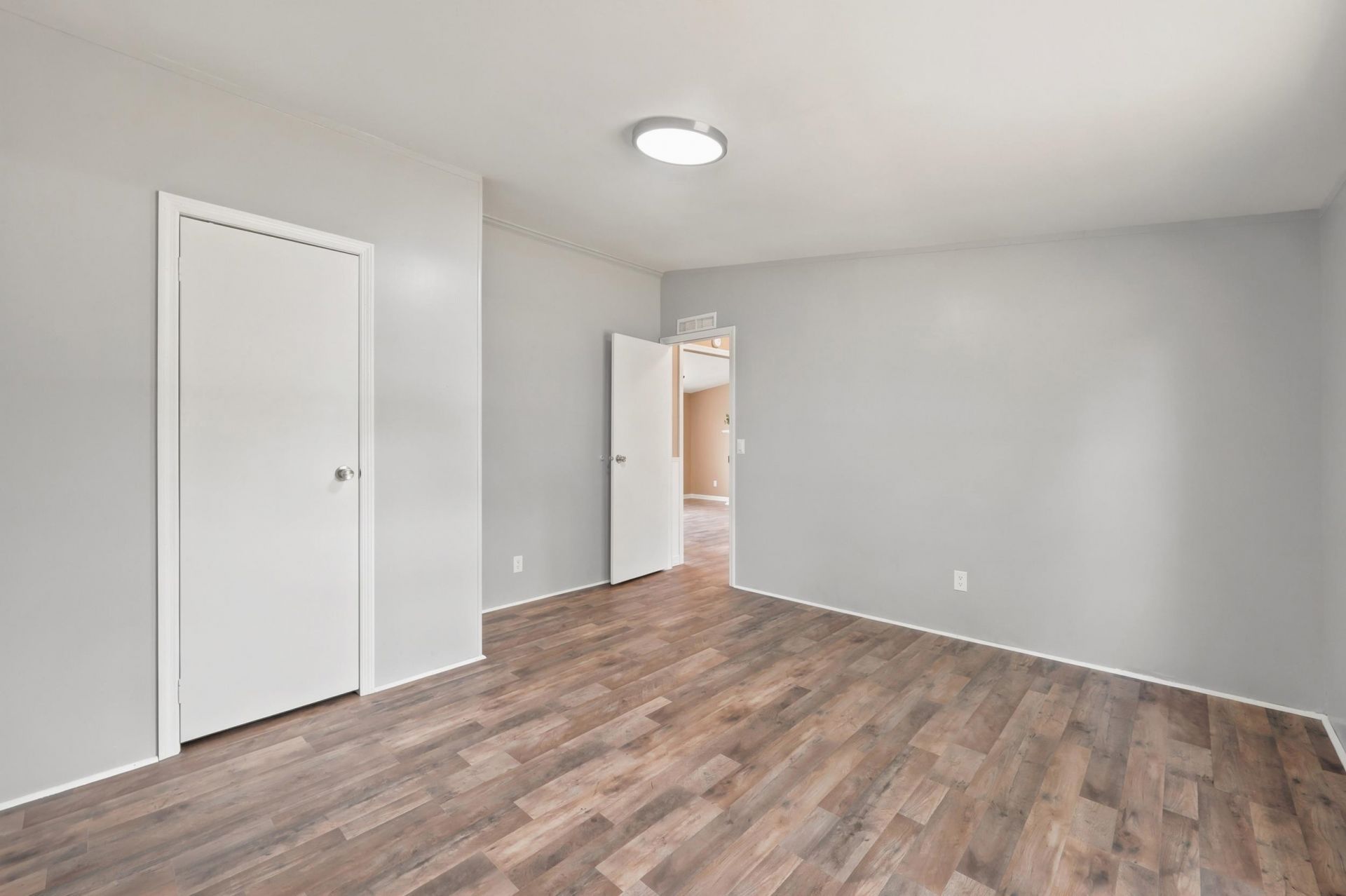 5231 Cartwheel Rd.  Photo 19