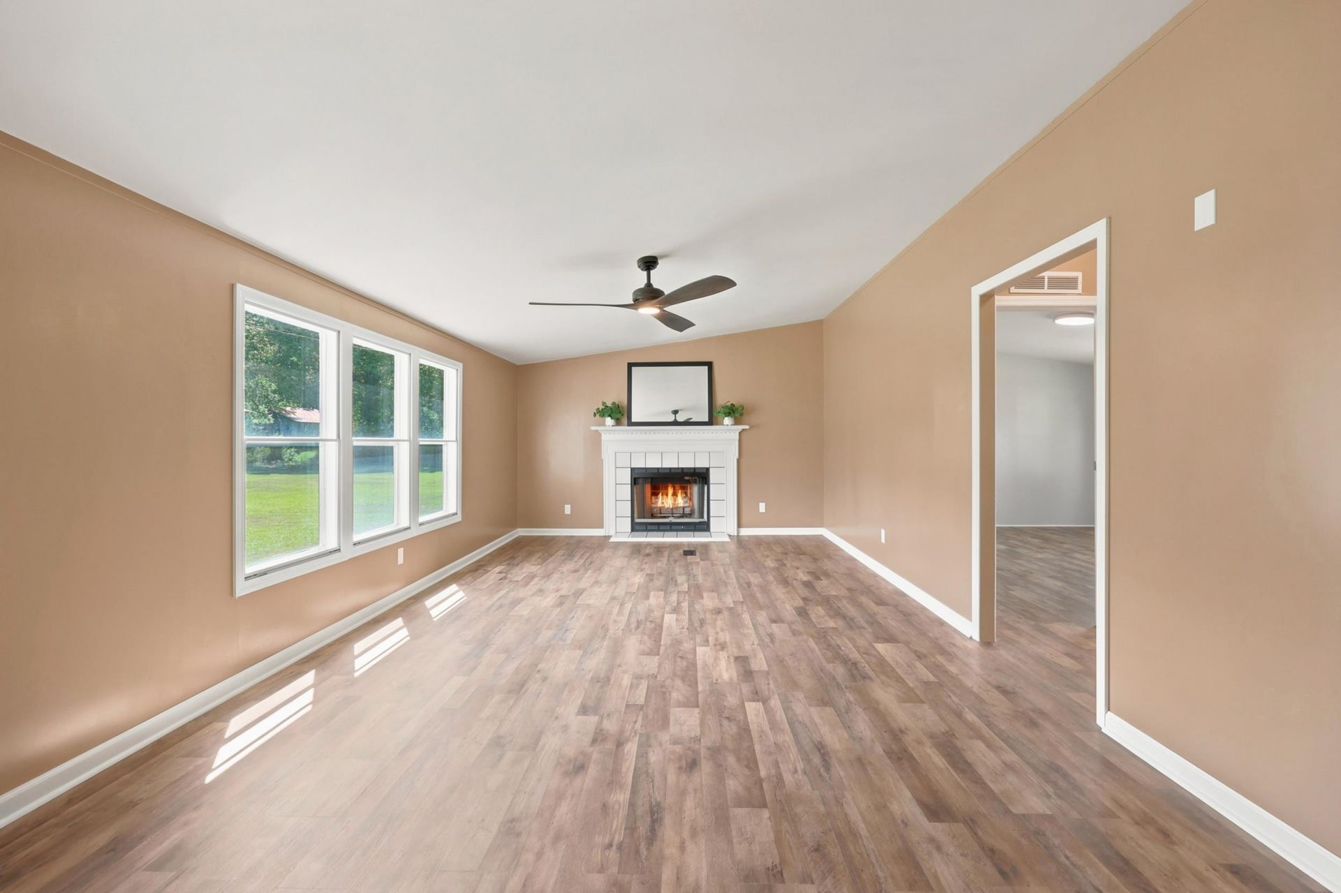 5231 Cartwheel Rd.  Photo 9