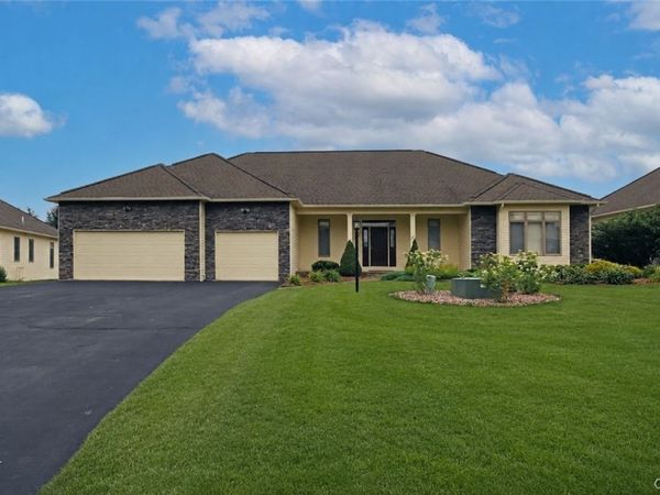 6003 Bay Hill Circle, Jamesville, NY 13078