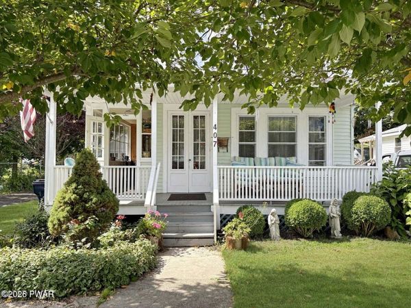 407 Avenue L , Matamoras, PA 18336