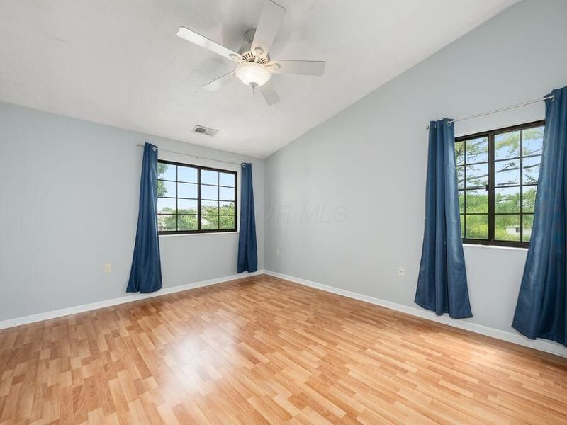 6823 Meadow Creek Drive, Unit 309, Columbus, OH 43235 Photo 18