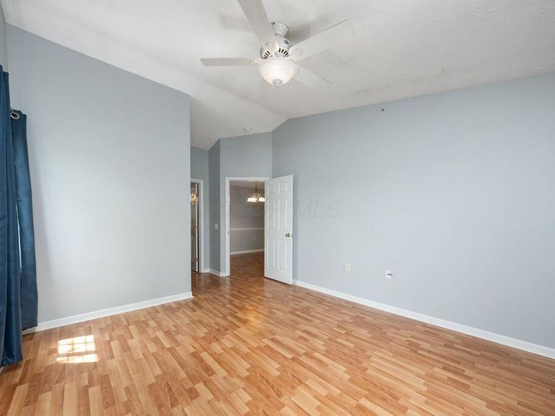 6823 Meadow Creek Drive, Unit 309, Columbus, OH 43235 Photo 19