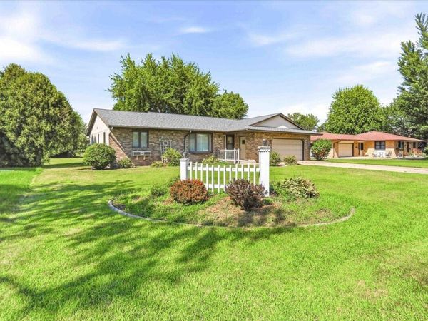 805 Spillway DRIVE, La Crosse, WI 54603