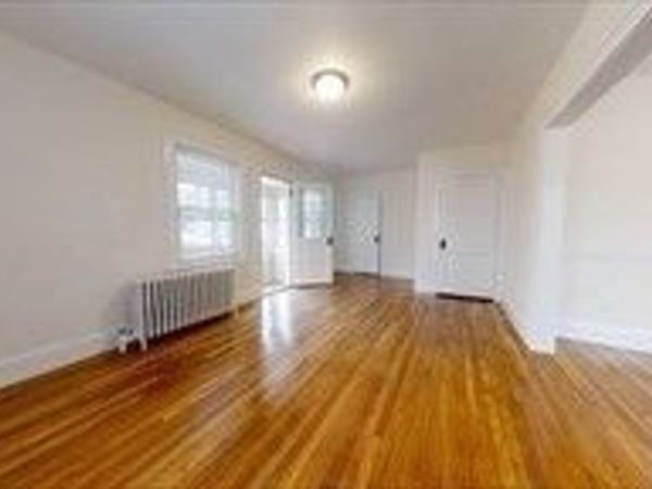 47 Olcott, Unit 47, Watertown, MA 02472