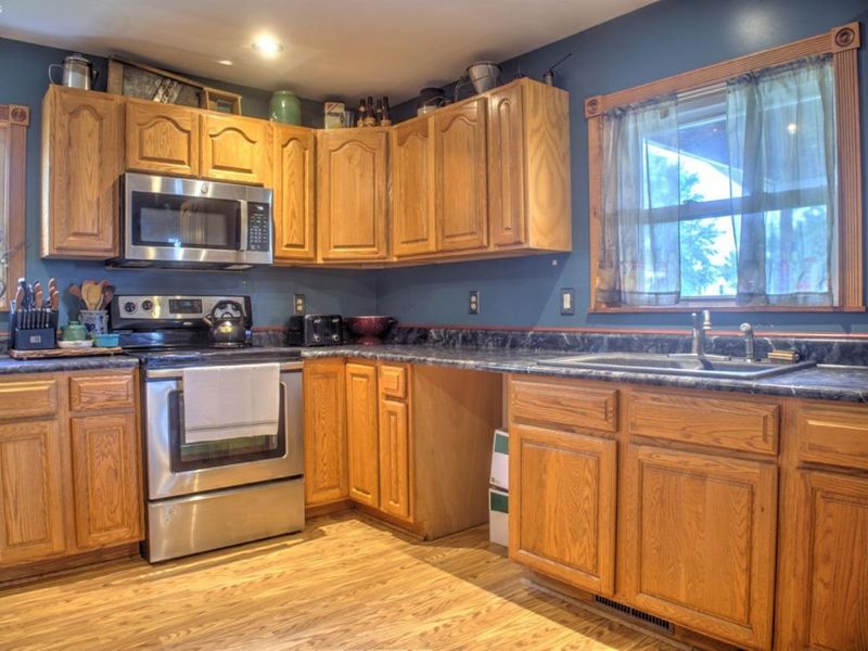 523 E Findlay Street, Carey, OH 43316 Photo 10