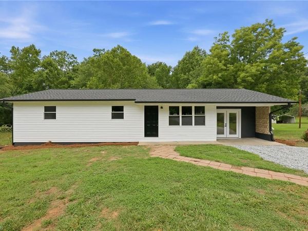 214 Kendall Mill Road , Thomasville, NC 27360