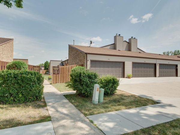 1530 35th Street S, Unit E, Fargo, ND 58103