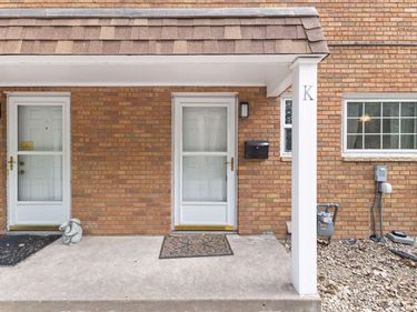 1860 Mcmenemy Street, Unit K, Maplewood, MN 55117