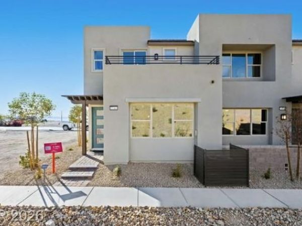 1518 Song Lark Lane, Las Vegas, NV 89138