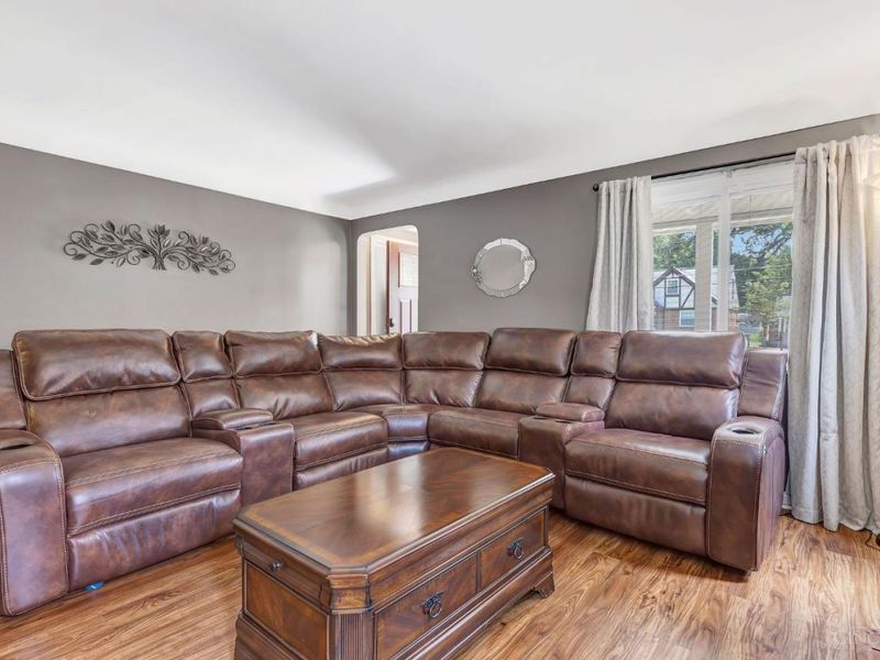 6943 Rob Vern Drive, North College Hill, OH 45239 Photo 8