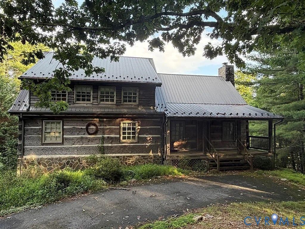 187 Buck Trail , Woodlawn, VA 24381 Main Photo