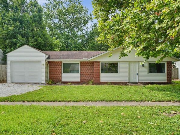 3203 W Daniel Street, Champaign, IL 61821