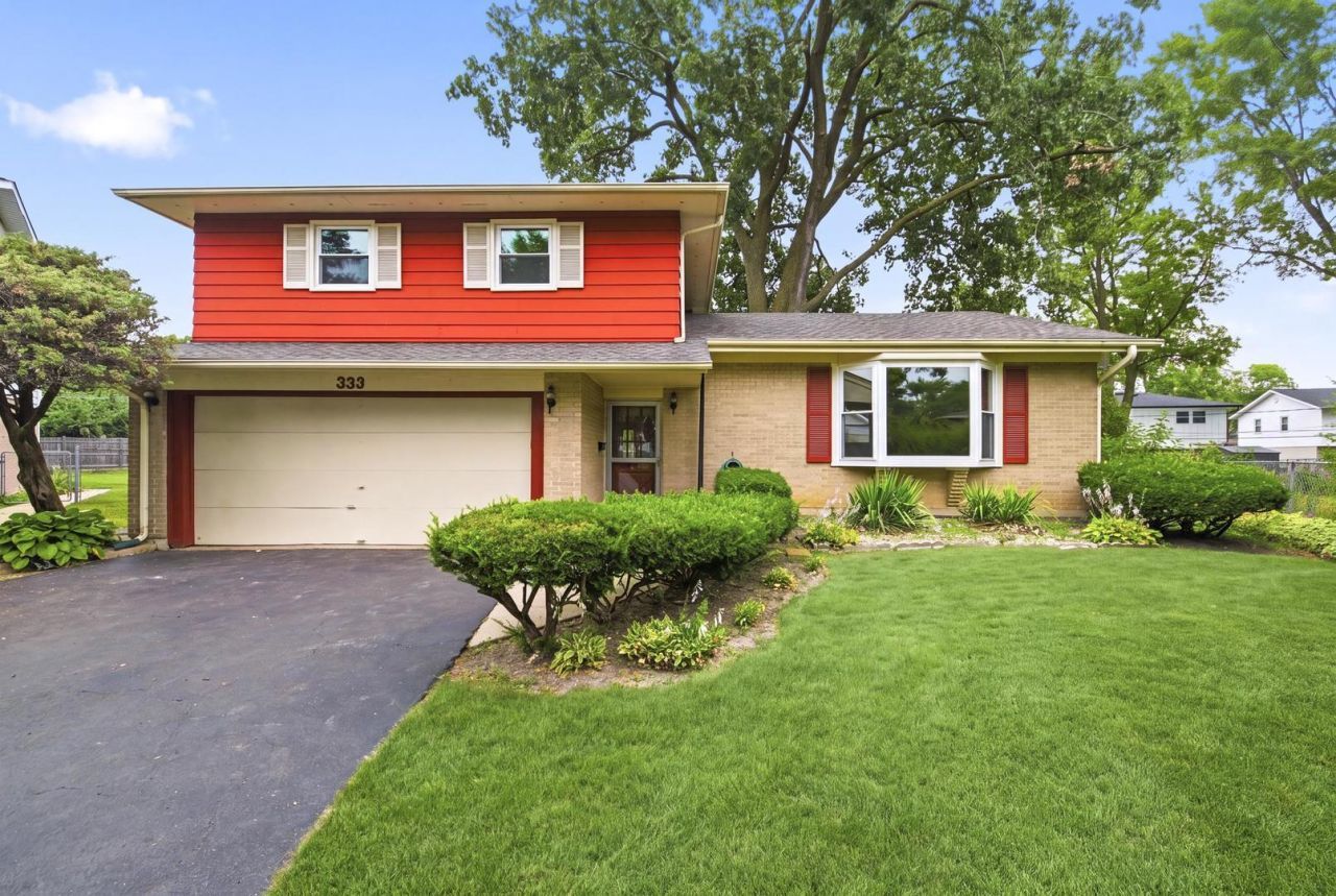 333 Beau Drive , Des Plaines, IL 60016