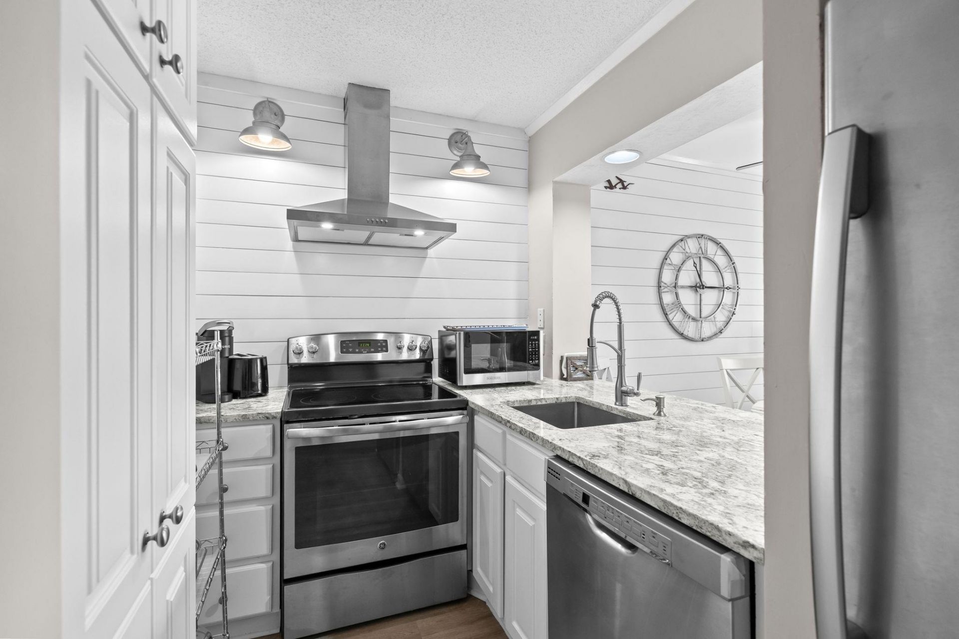 415 Ocean Creek Blvd. Photo 16
