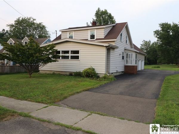 106 Seymour Street , Fredonia, NY 14063