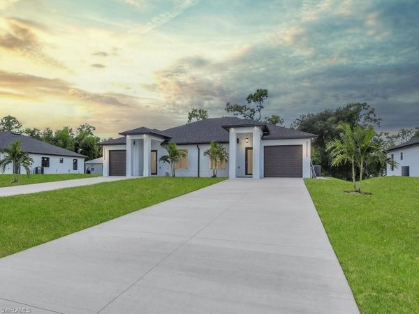 5133/5135 27TH ST SW, LEHIGH ACRES, FL 33973