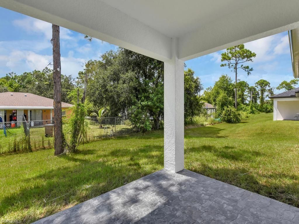 5133/5135 27th St Sw, Lehigh Acres, FL 33973 Photo