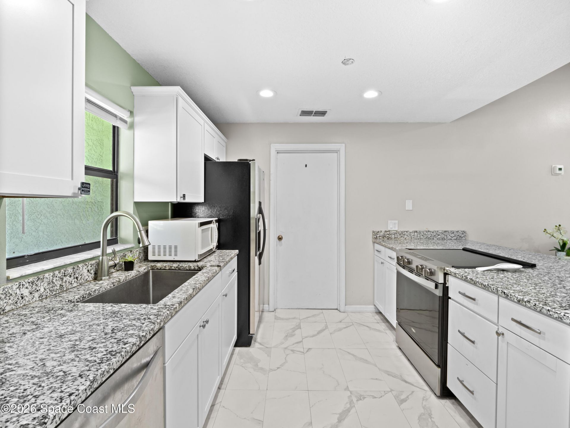 192 Cinnamon Bay Lane , Melbourne, FL 32901 Photo