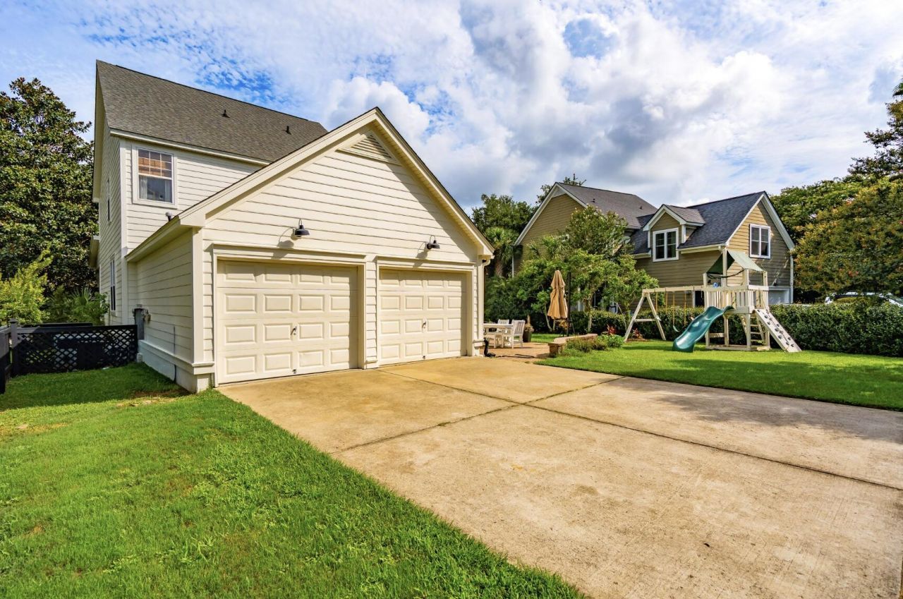 1080 Barfield Street Photo 26