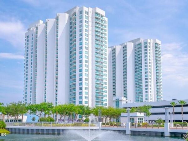 241 Riverside Drive, Unit 807, Holly Hill, FL 32117