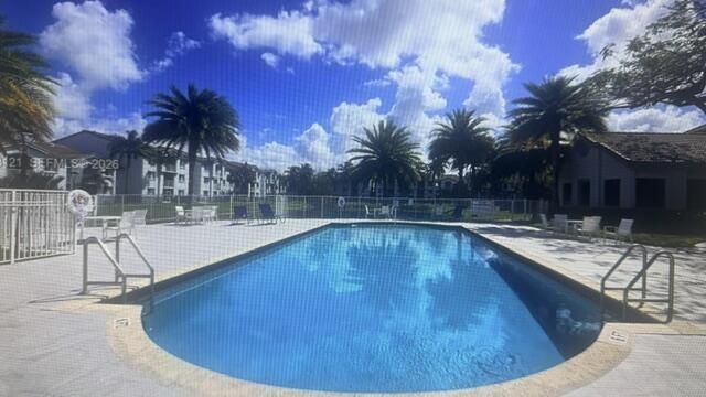 2640 S University Drive, Unit 325, Davie, FL 33328 Photo