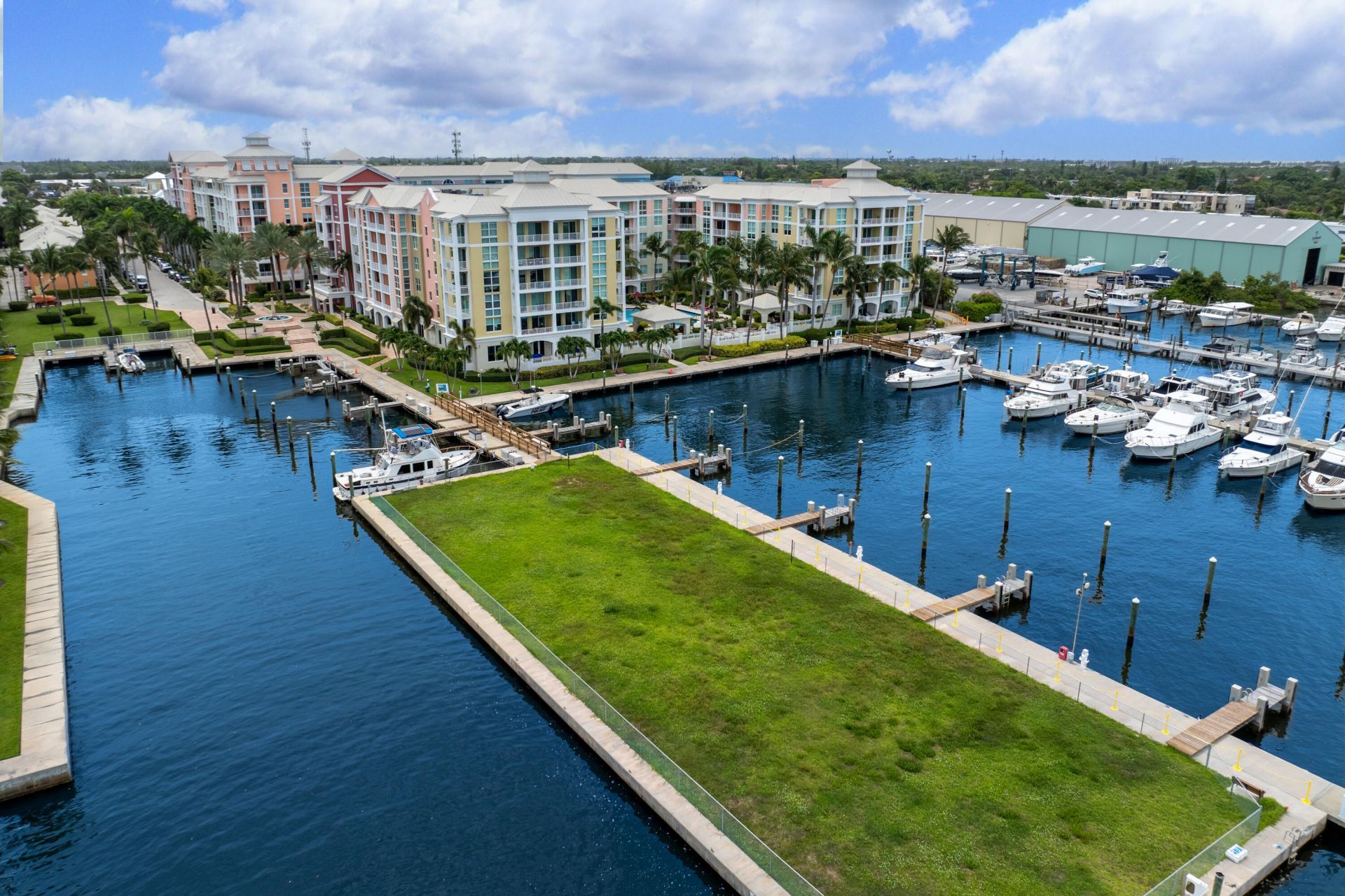806 E Windward Way, Unit 213, Lantana, FL 33462 Photo