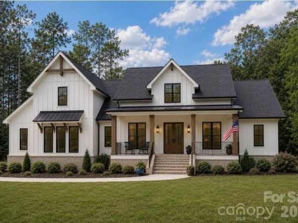 6745 B Farmstead Lane , Concord, NC 28027