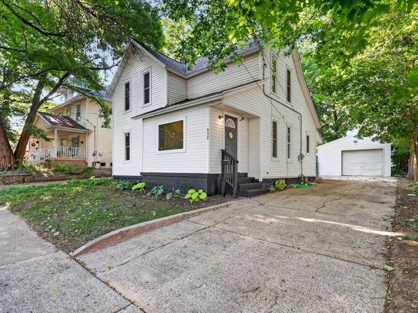 832 Thomas Street SE, Grand Rapids, MI 49506