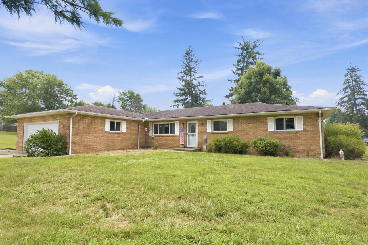 4555 Ross Avenue, Franklin Twp, OH 45005 Main Photo